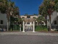 2530 Boxwood Lane Primary Photo