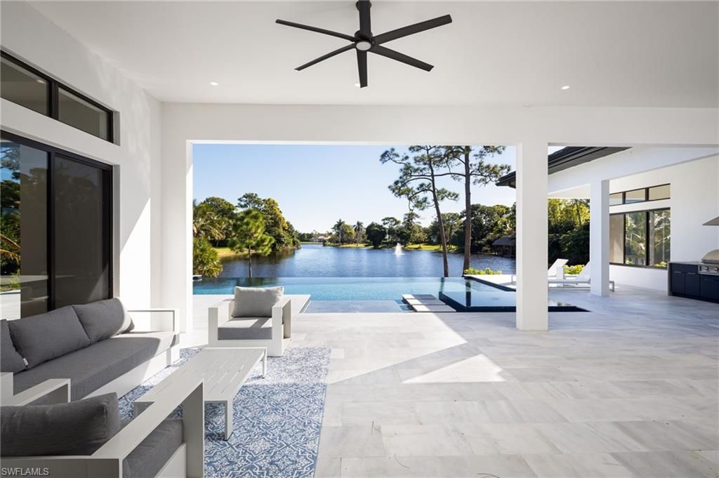 6590 Trail Blvd, Naples, FL 34108 Photo