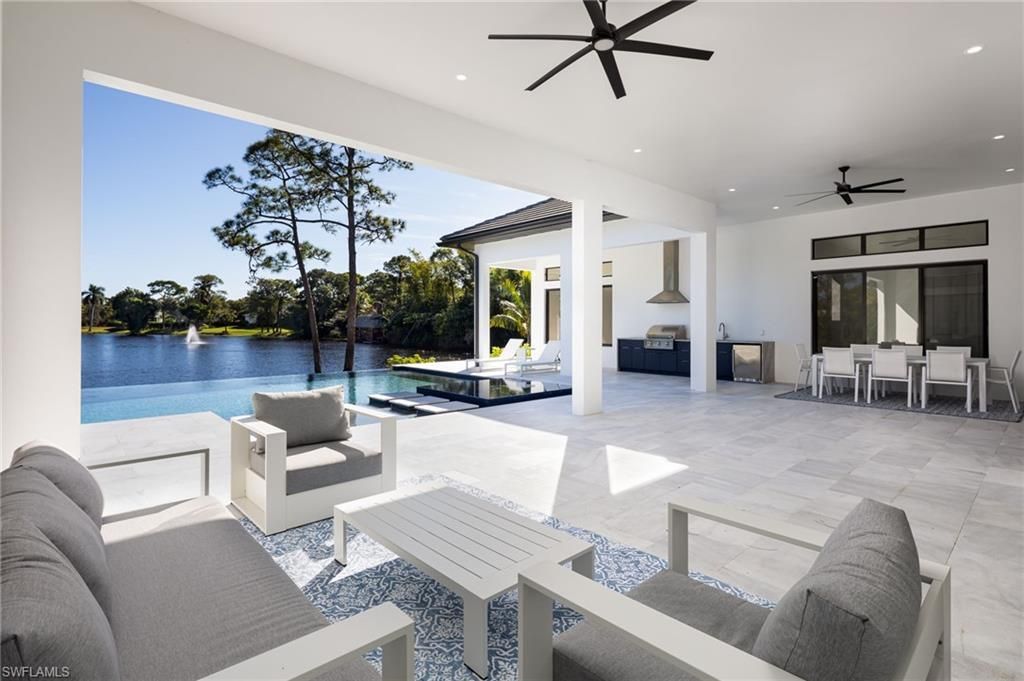 6590 Trail Blvd, Naples, FL 34108 Photo