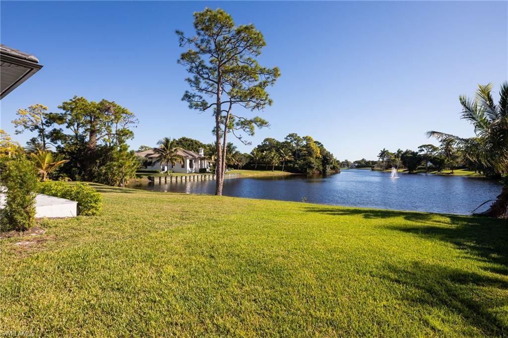 6590 Trail Blvd, Naples, FL 34108 Photo