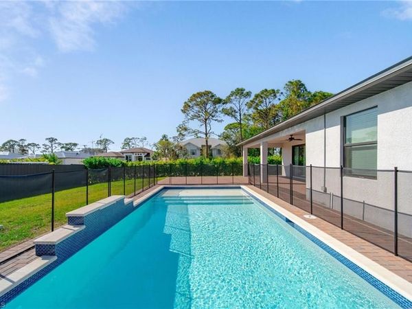 4665 Keylargo LN, BONITA SPRINGS, FL 34134