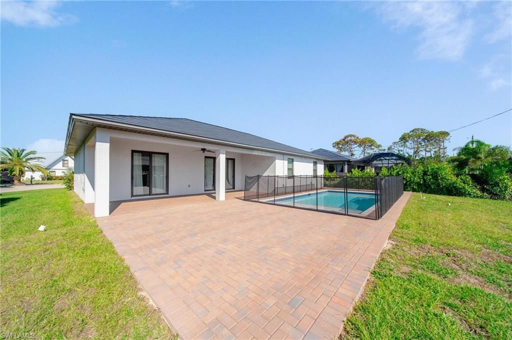 4665 Keylargo Ln, Bonita Springs, FL 34134 Photo