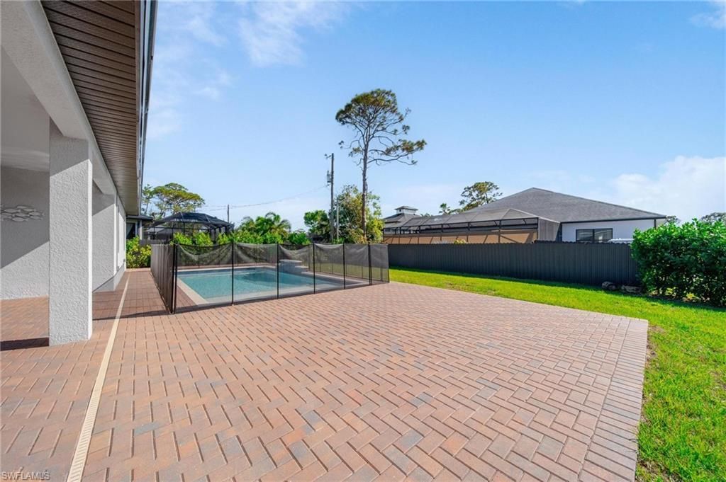 4665 Keylargo Ln, Bonita Springs, FL 34134 Photo