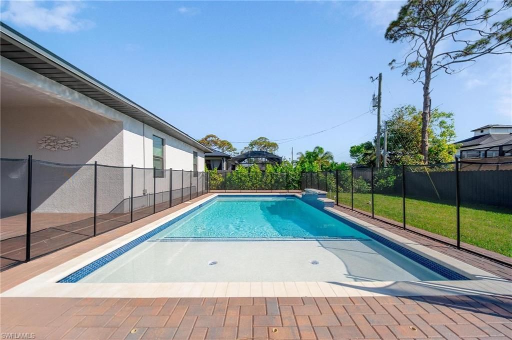 4665 Keylargo Ln, Bonita Springs, FL 34134 Photo