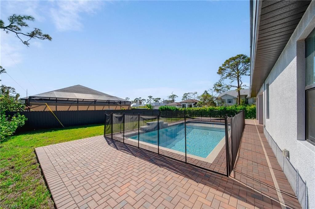 4665 Keylargo Ln, Bonita Springs, FL 34134 Photo