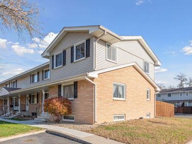 9039 18th Avenue S, Bloomington, MN 55425