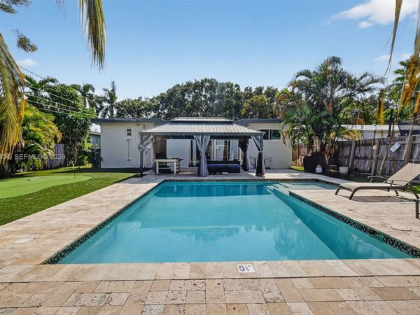 1949 Wiley St, Hollywood, FL 33020