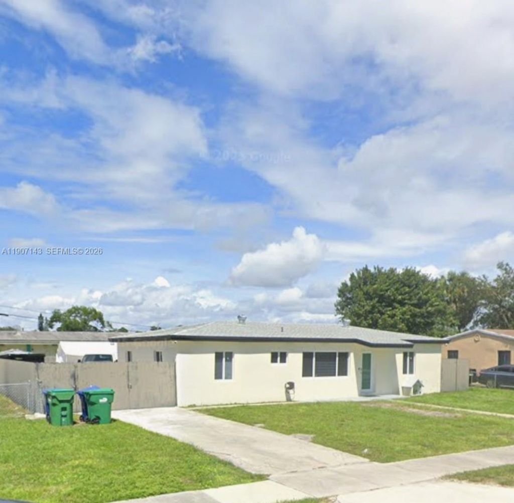 2845 NW 164th Ter, Miami Gardens, FL 33054 Main Photo