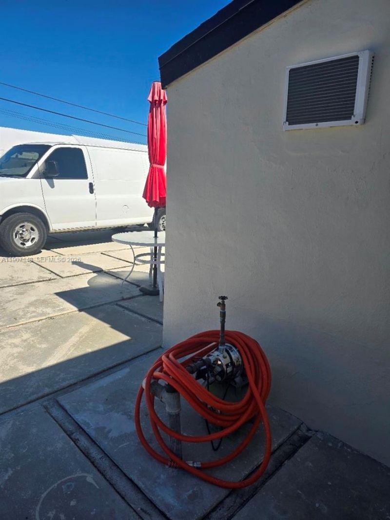 2845 NW 164th Ter, Miami Gardens, FL 33054 Photo