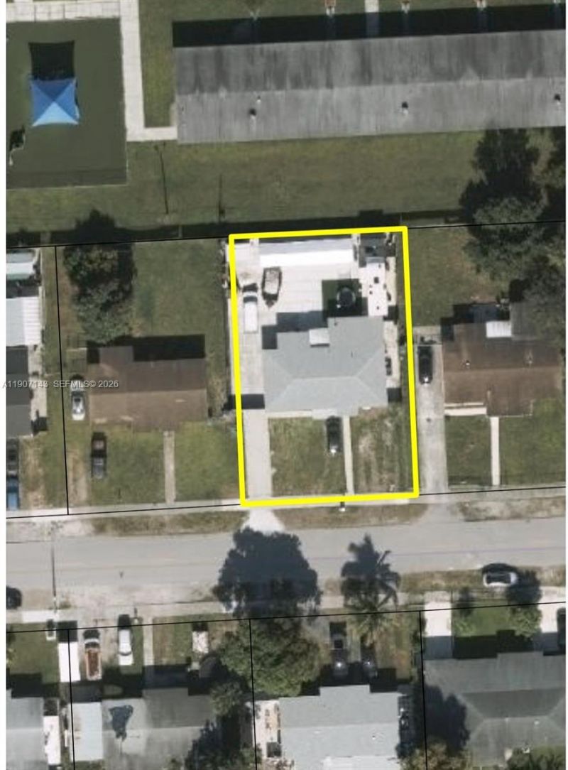 2845 NW 164th Ter, Miami Gardens, FL 33054 Photo