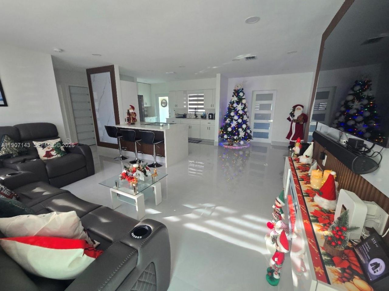 2845 NW 164th Ter, Miami Gardens, FL 33054 Photo