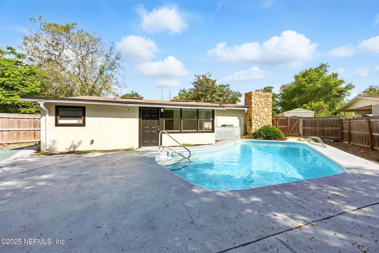 588 Madeira Drive, Orange Park, FL 32073 Main Photo