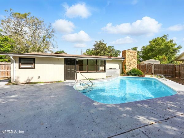 588 MADEIRA Drive, Orange Park, FL 32073