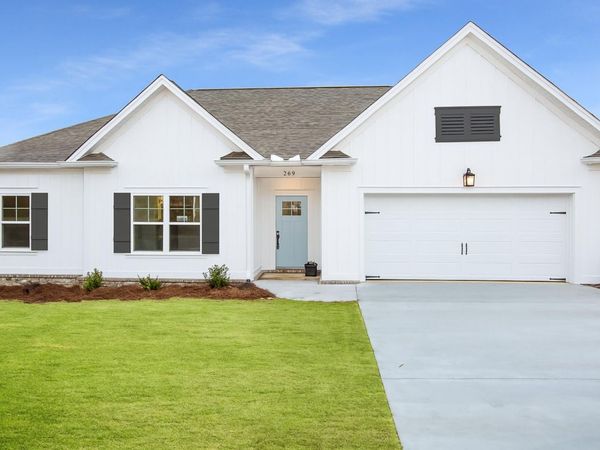 382 Winchester Drive, Rossville, GA 30741