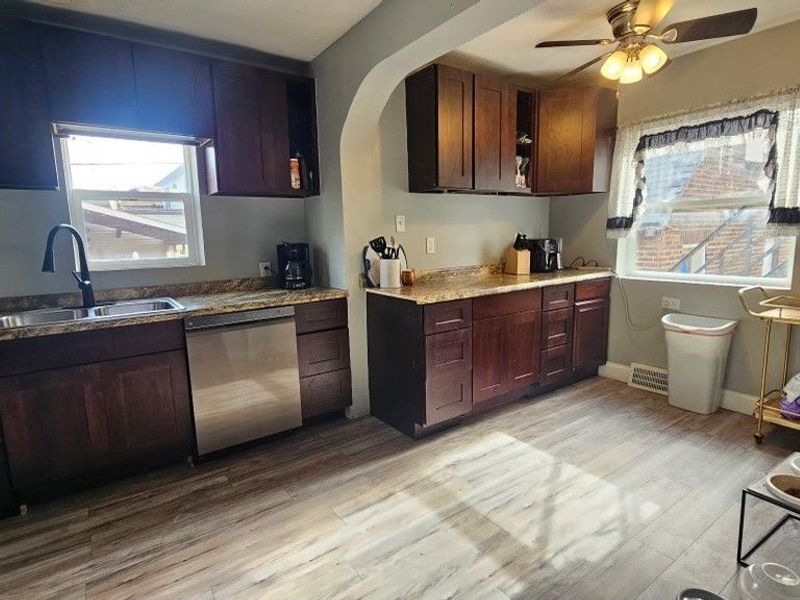 4450 Broadview Road, Cleveland, OH 44109 Photo 20