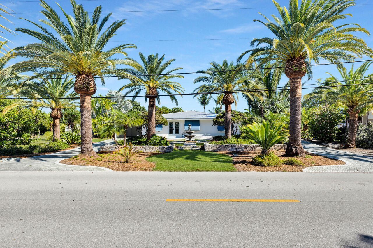 1481 Sugarloaf Boulevard, Sugarloaf, FL 33042 Photo