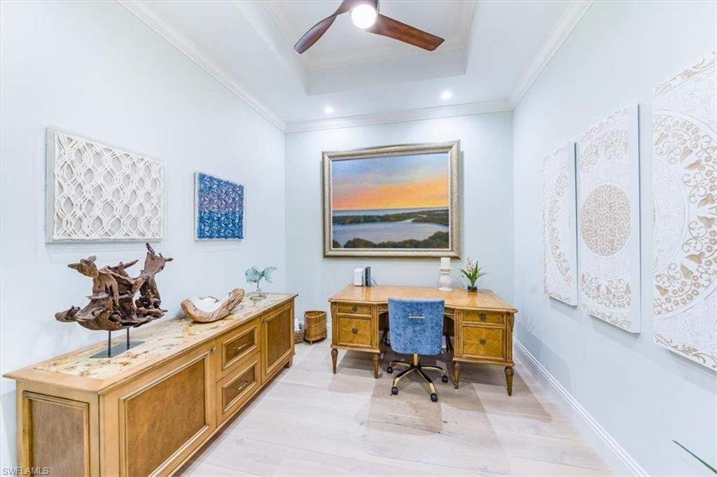 7128 Lemuria Cir, Unit 702, Naples, FL 34109 Photo