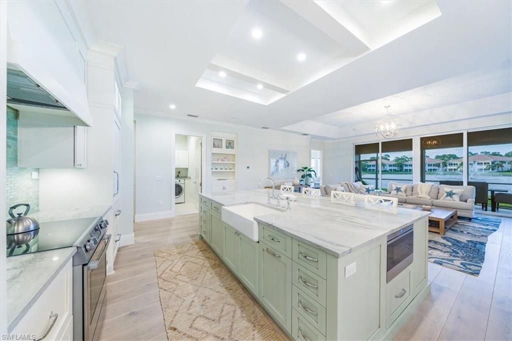 7128 Lemuria Cir, Unit 702, Naples, FL 34109 Photo