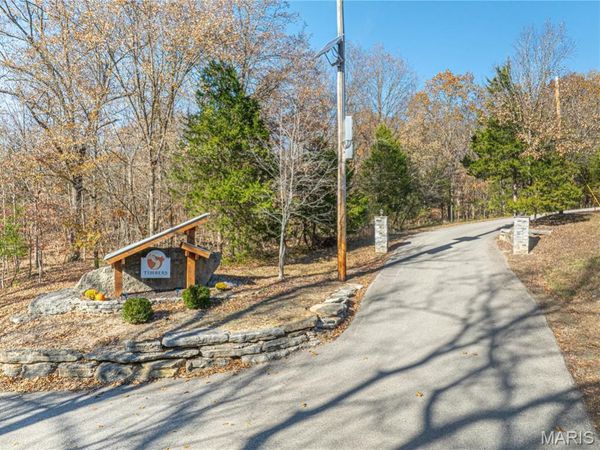 19005 Old Wild Turkey Lane, Wildwood, MO 63069