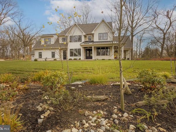 385 PORT ROYAL AVENUE, PHILADELPHIA, PA 19128