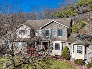 2 PINEWOOD CIRCLE, HAZLETON, PA 18202