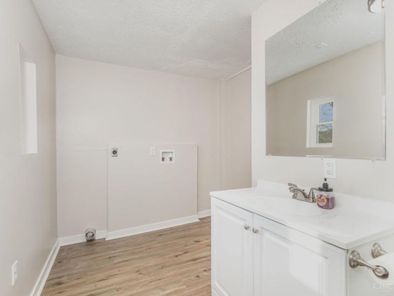 22 Skidmore Street, Cleves, OH 45002 Photo 11