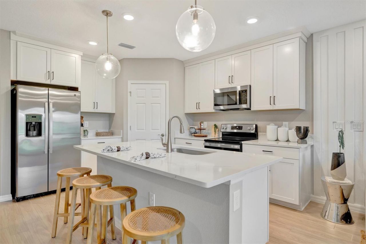 5434 Tripoli Drive, Palmetto, FL 34221 Photo