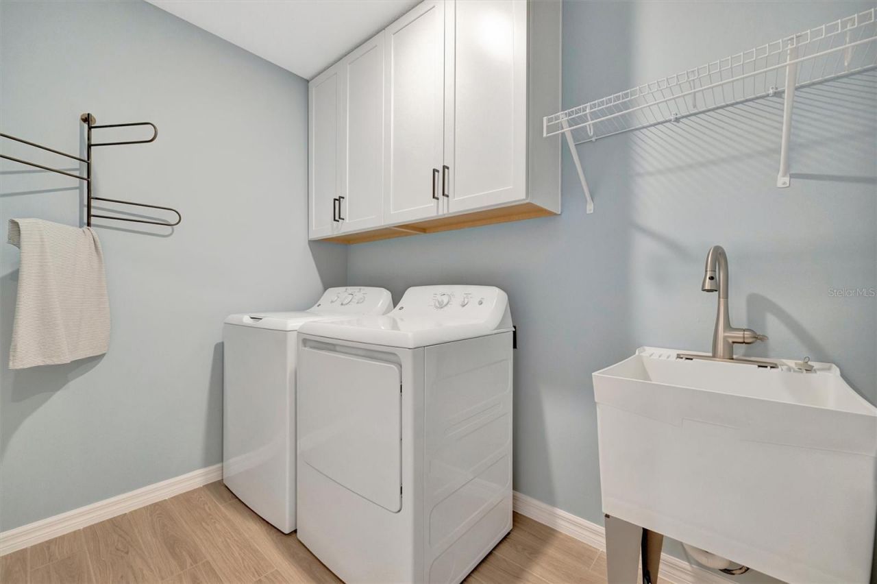 5434 Tripoli Drive, Palmetto, FL 34221 Photo