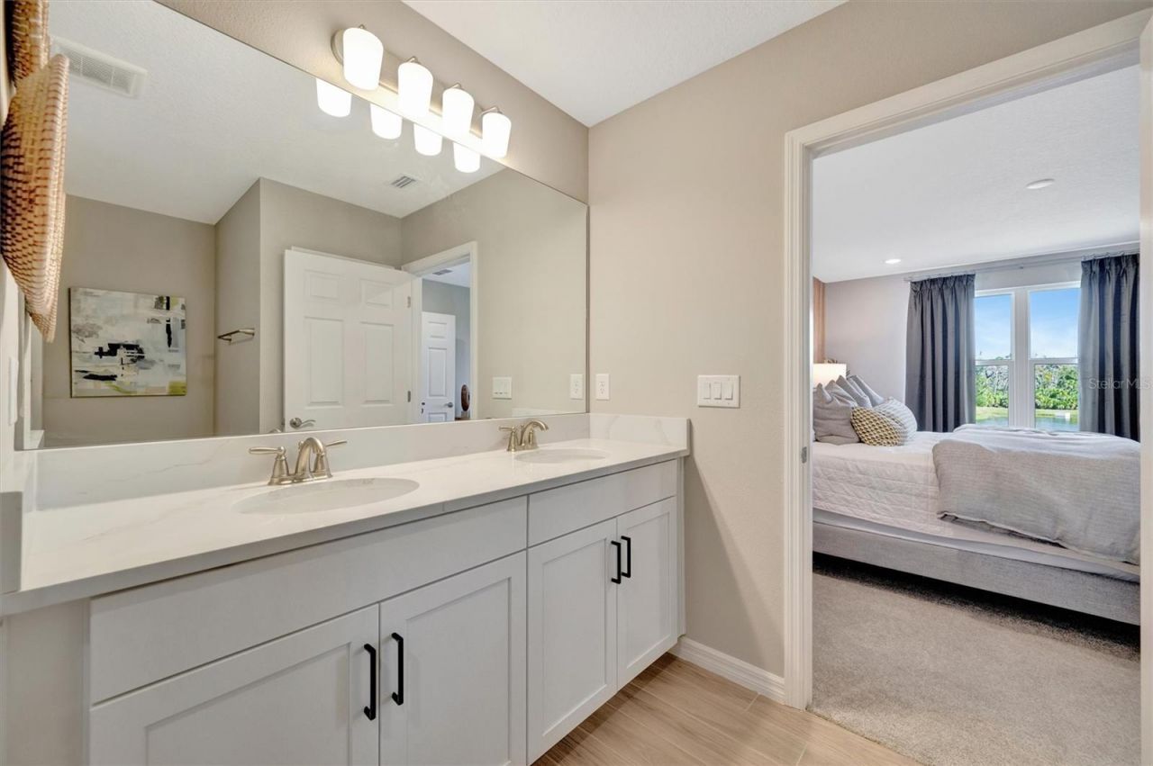 5434 Tripoli Drive, Palmetto, FL 34221 Photo