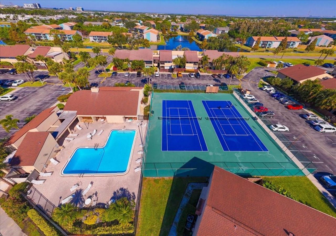 875 S Village Drive N, Unit 204, Saint Petersburg, FL 33716 Photo