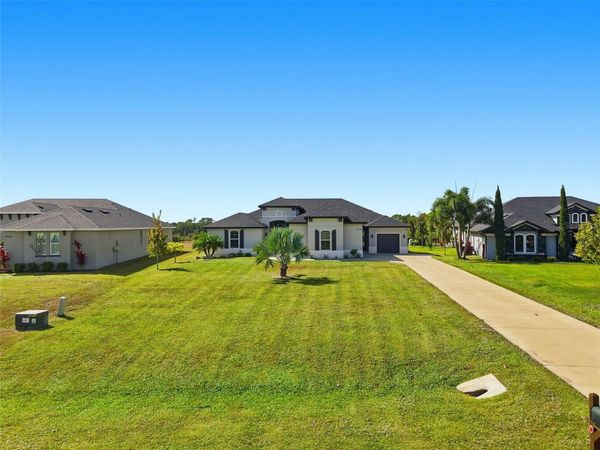 5218 LAKE VENICE DRIVE, WIMAUMA, FL 33598
