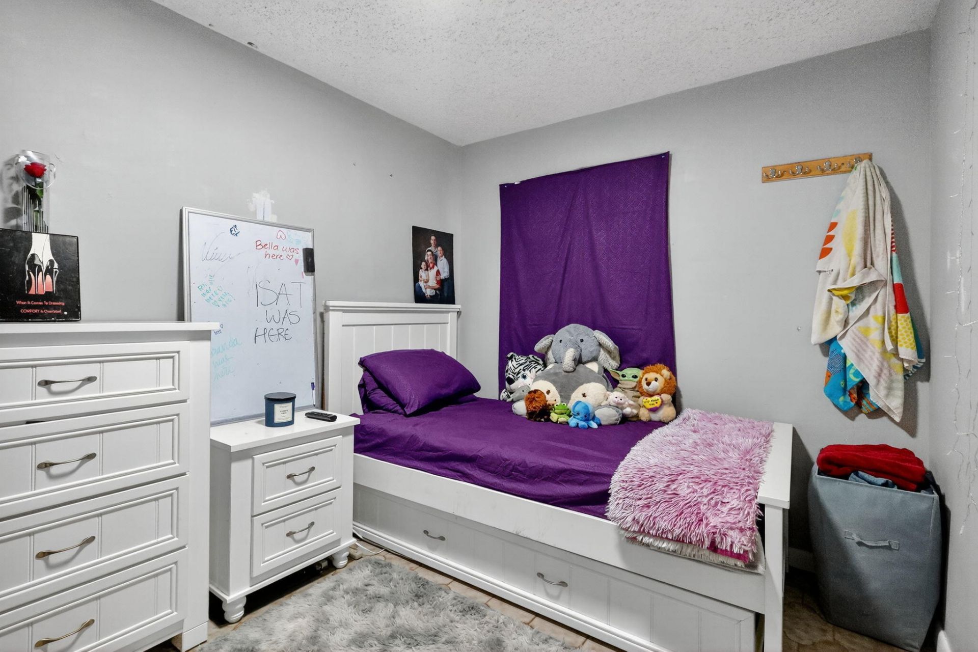 6120 NW 110th Terrace, Hialeah, FL 33012 Photo