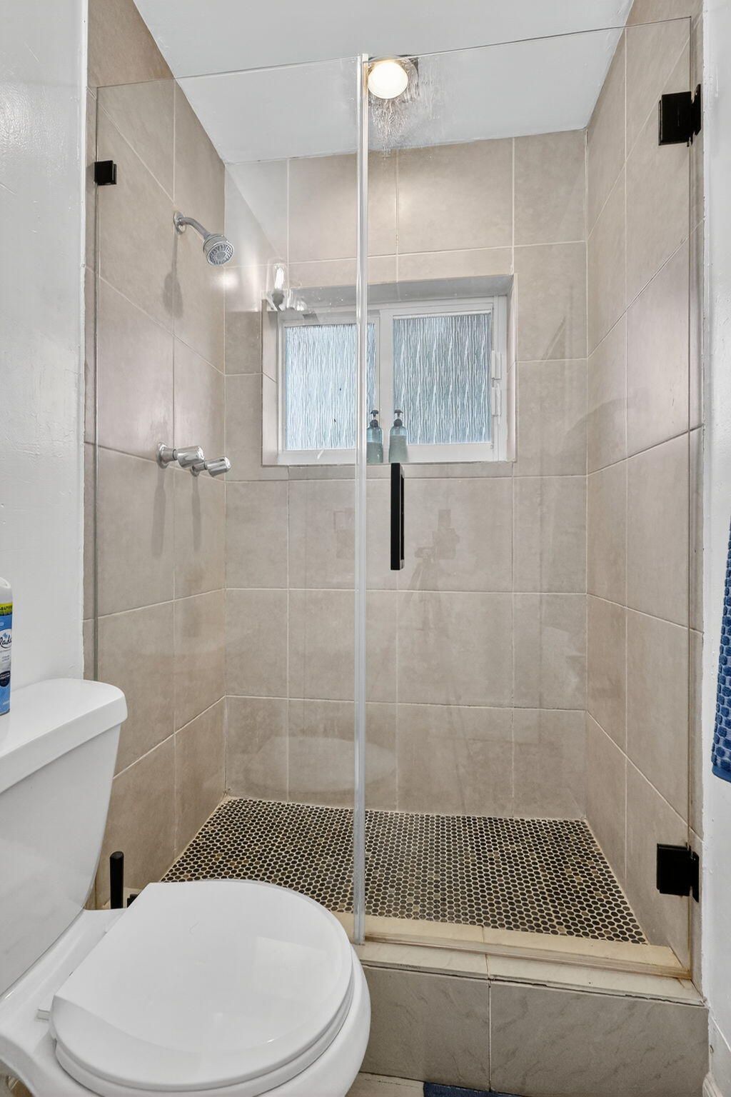 6120 NW 110th Terrace, Hialeah, FL 33012 Photo