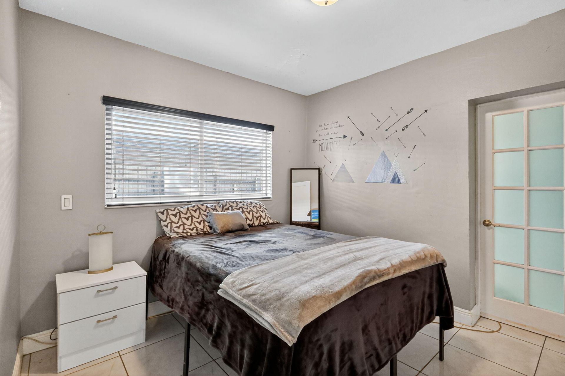 6120 NW 110th Terrace, Hialeah, FL 33012 Photo