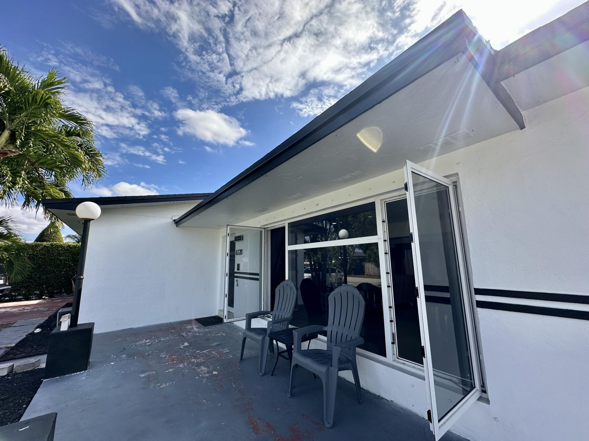 6120 NW 110th Terrace, Hialeah, FL 33012 Photo