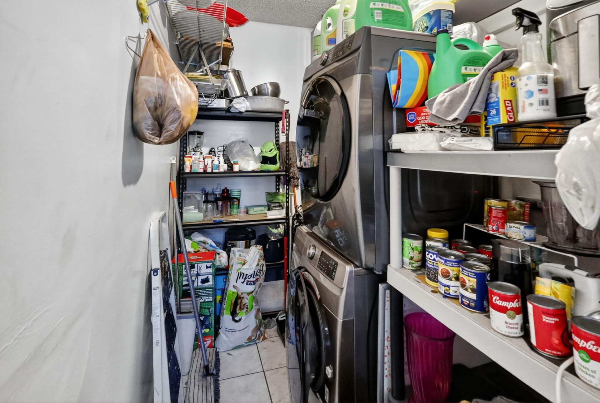 6120 NW 110th Terrace, Hialeah, FL 33012 Photo