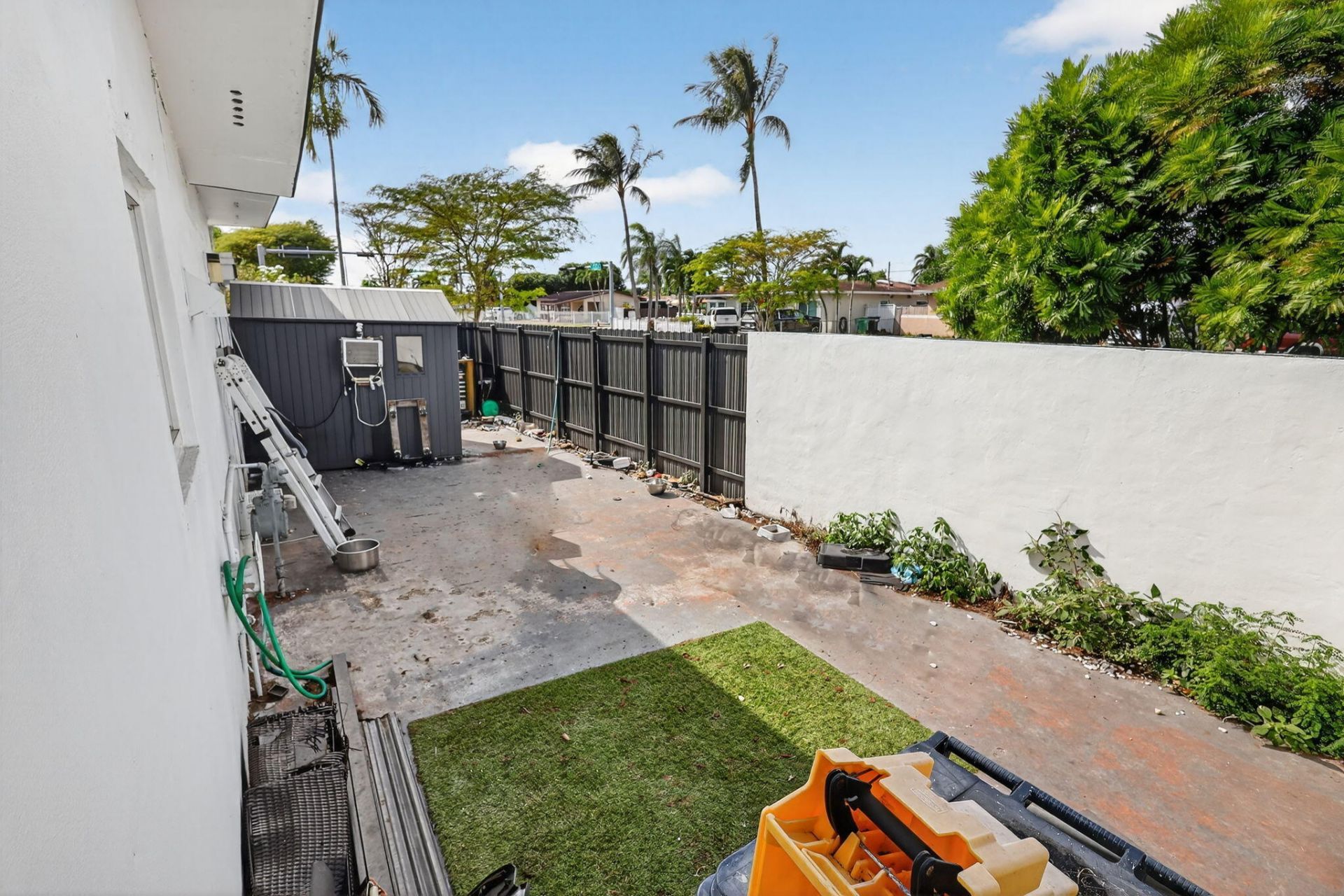 6120 NW 110th Terrace, Hialeah, FL 33012 Photo