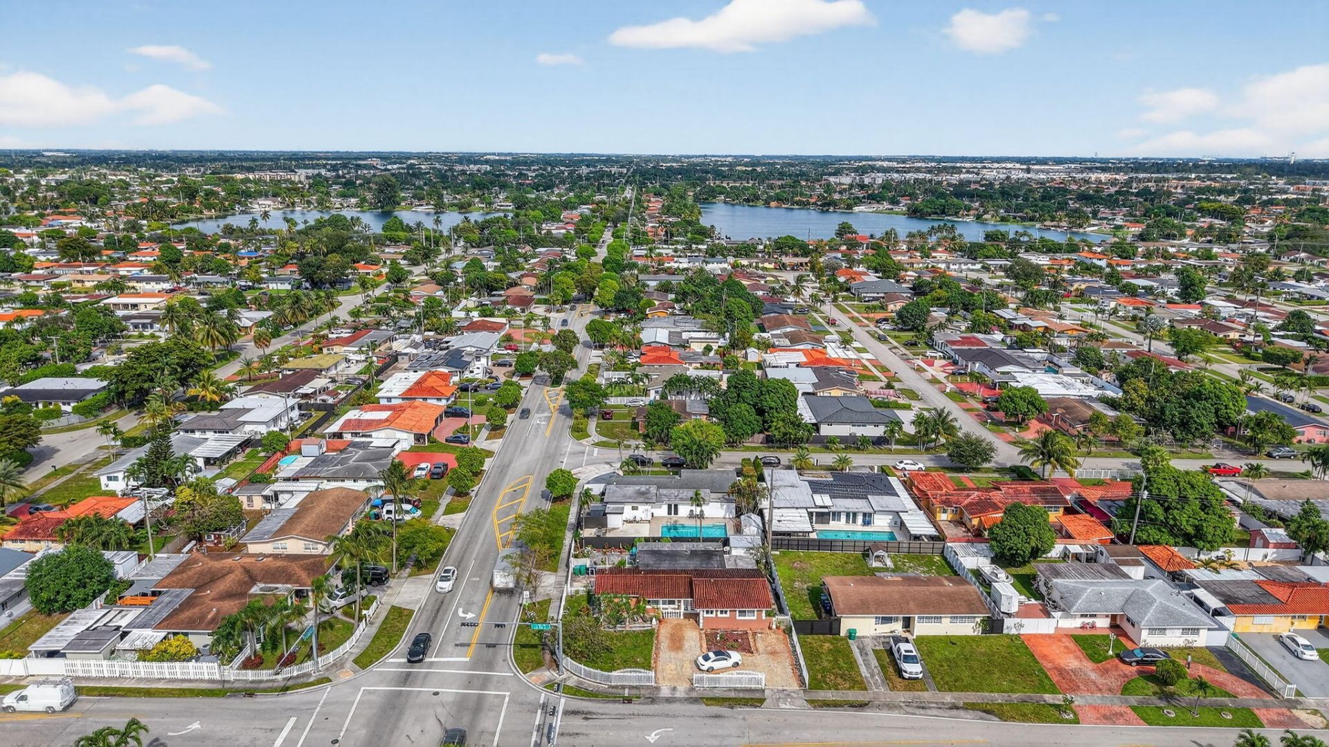 6120 NW 110th Terrace, Hialeah, FL 33012 Photo