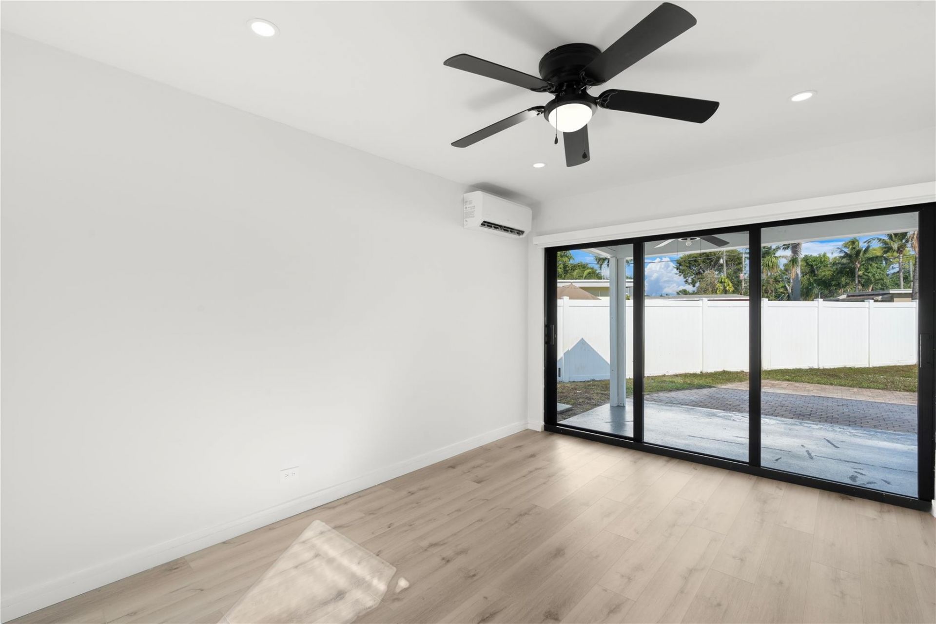 455 SW 14th Court, Pompano Beach, FL 33060 Photo