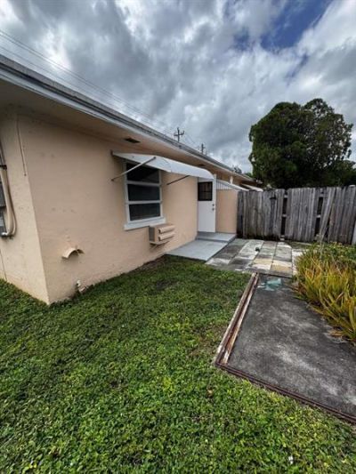 405-407 SE 23rd Street, Fort Lauderdale, FL 33316 Photo