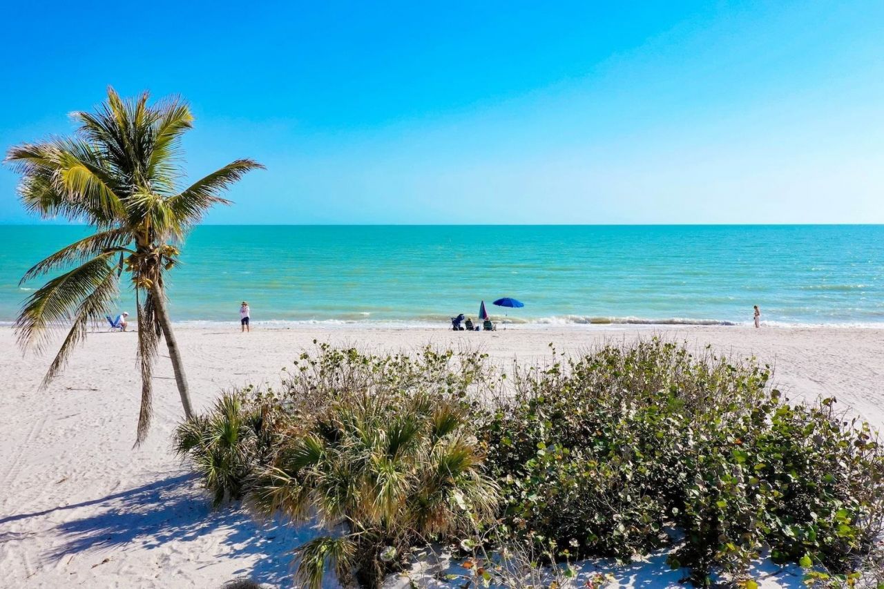 2721 W Gulf Dr, Unit 212, Sanibel, FL 33957 Photo