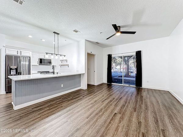 3690 KIRKPATRICK Circle, Unit 7-3, Jacksonville, FL 32210