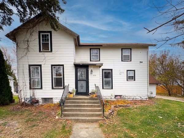 323 N Main Street, Earlville, IL 60518