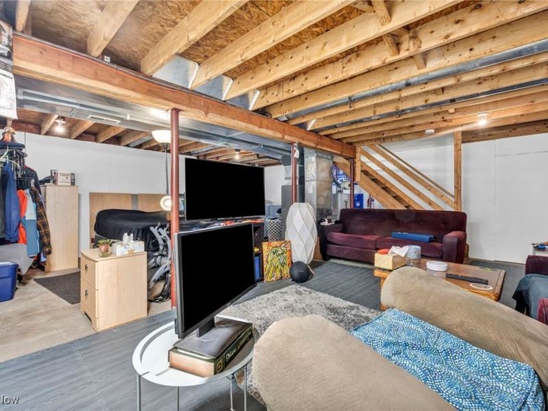 967 Russell Avenue, Akron, OH 44307 Photo 27