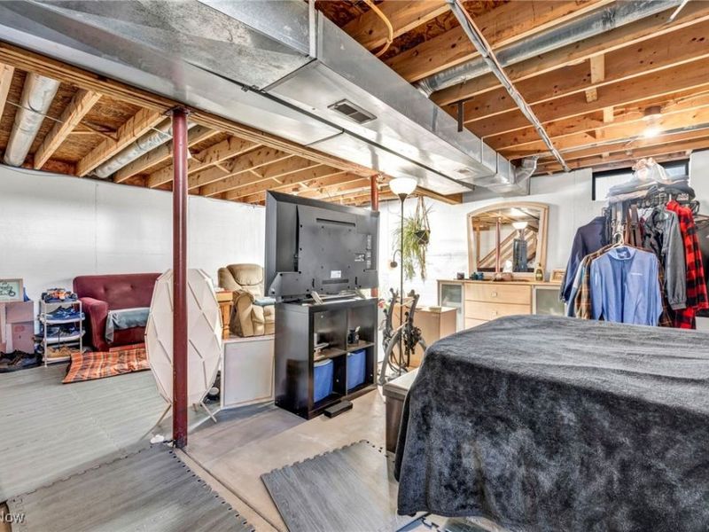 967 Russell Avenue, Akron, OH 44307 Photo 30