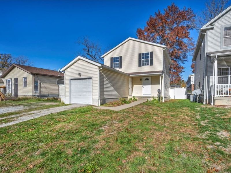 967 Russell Avenue, Akron, OH 44307 Photo 4