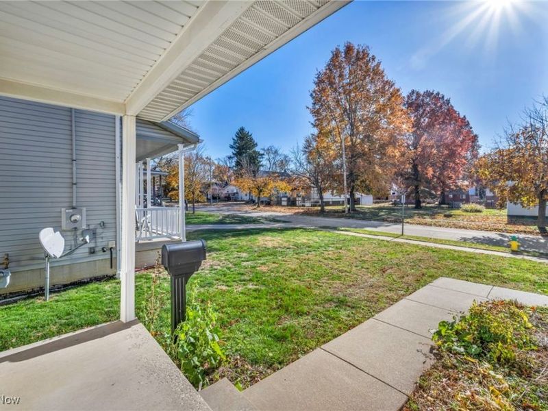 967 Russell Avenue, Akron, OH 44307 Photo 6