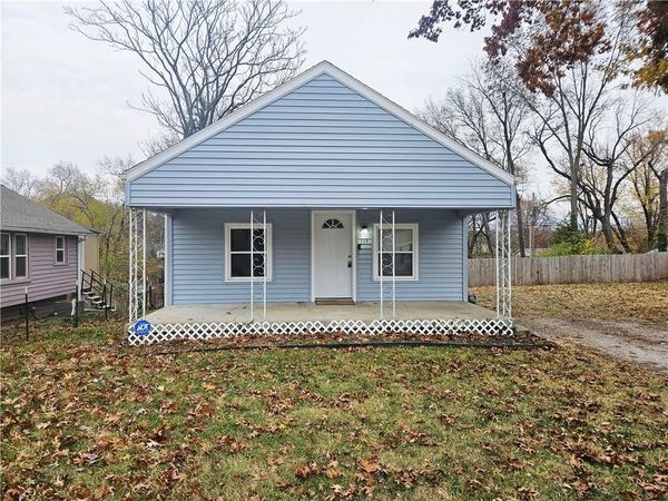115 N Arlington Avenue, Independence, MO 64053