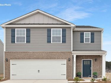 2058 10th Street SE, Hickory, NC 28602