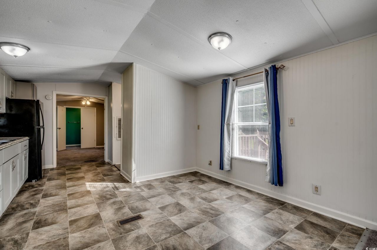 1304 Oscar Rd. Photo 8